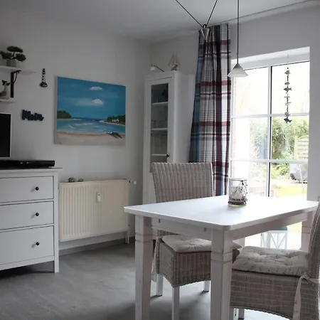 Ferienwohnung Seitz 아파트 Schönhagen